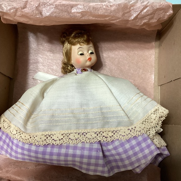 Madame Alexander Little Woman “MEG” Vintage Collector Doll - Picture 2 of 15